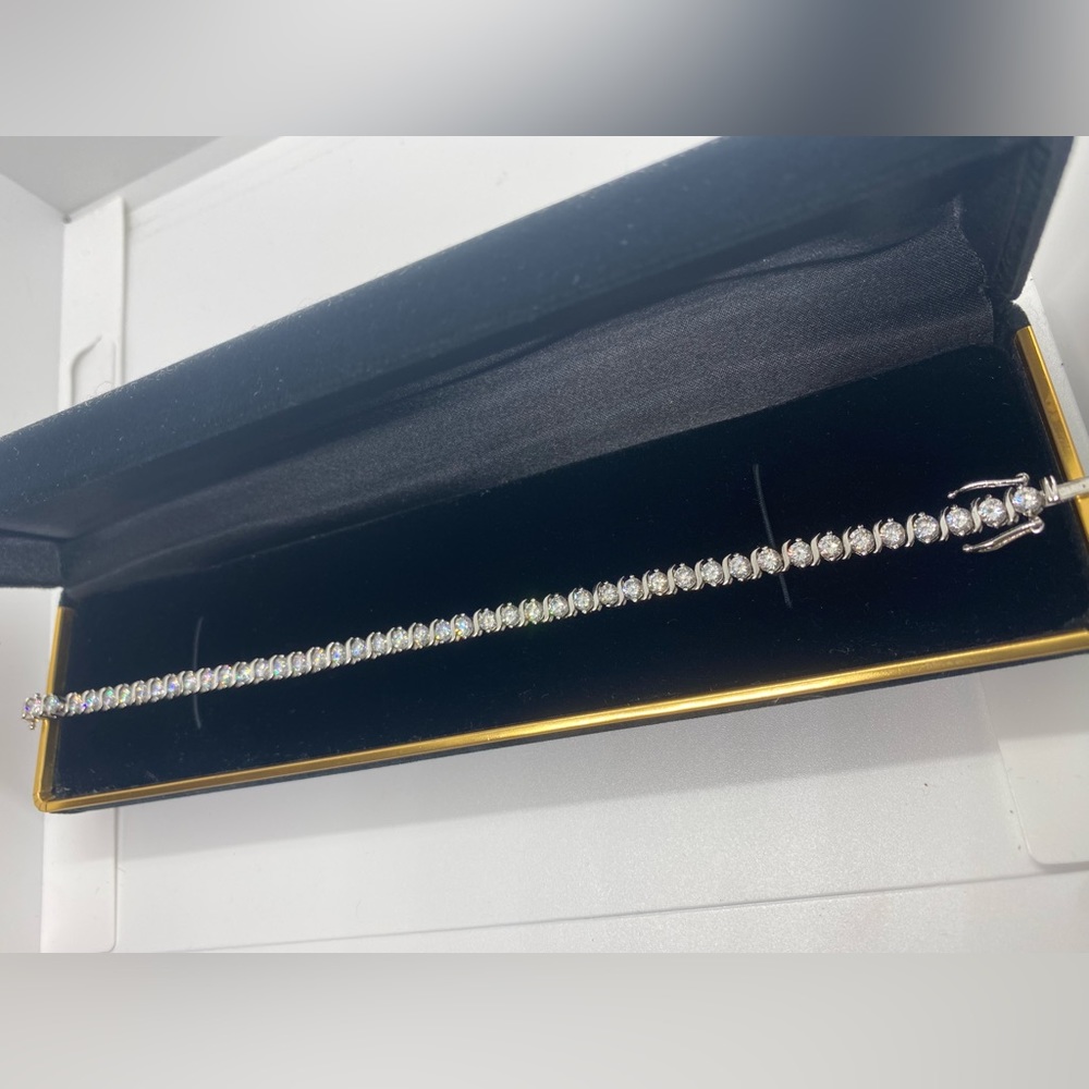 TENNIS BRACELET - Silver Bracelet with Synthetic Diamonds - Picture 8 of 17
